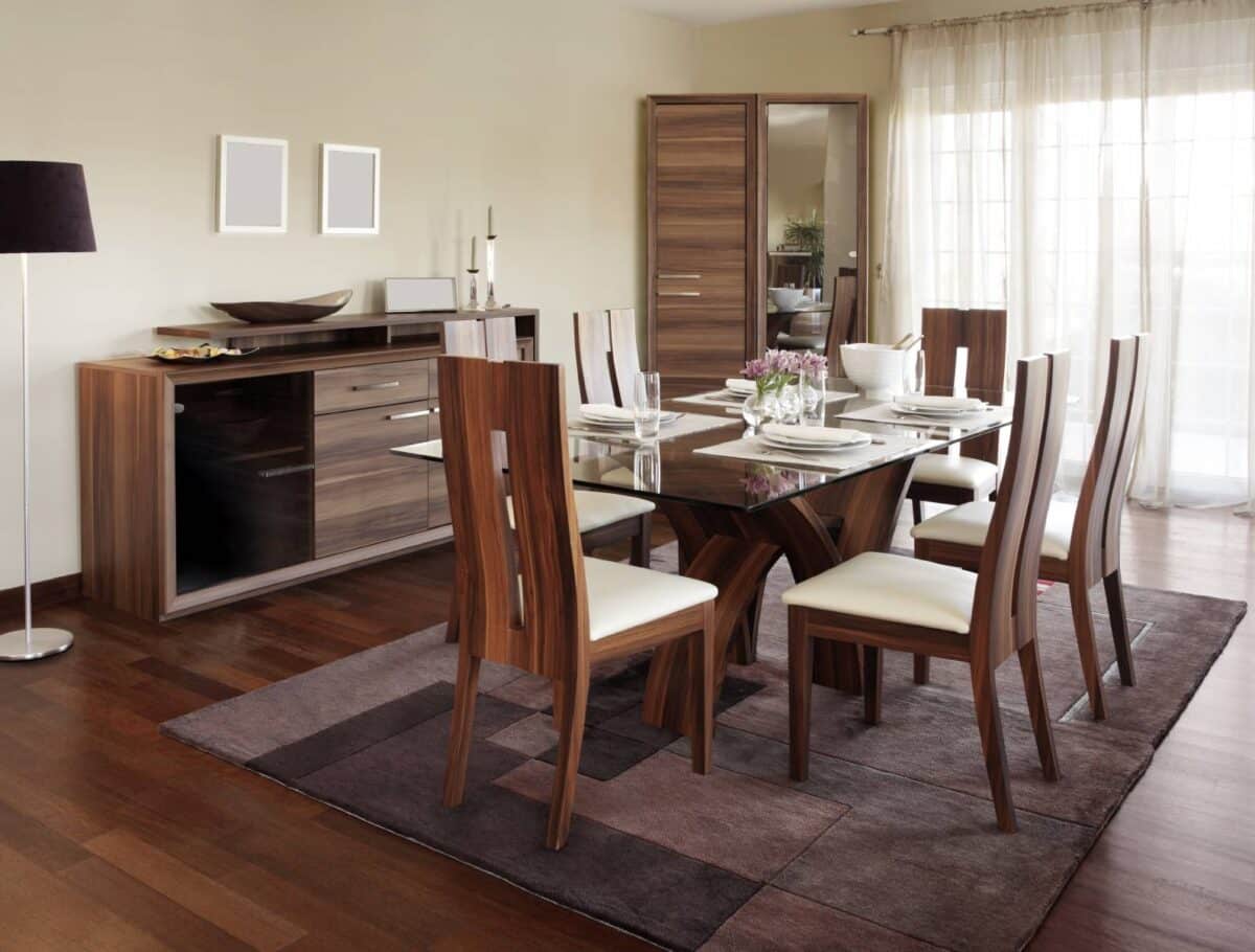 Comment choisir les chaises parfaites pour votre salle à manger 