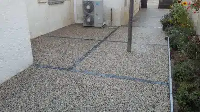 béton décoloré