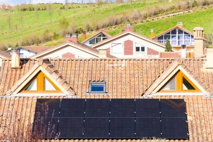 Un panneau solaire de 300w est-il suffisant pour ma maison ?
